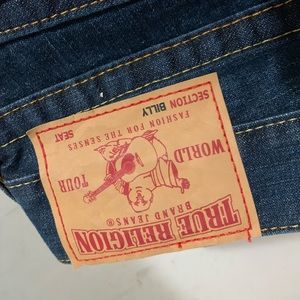 BRAND NEW BOOT CUT TRUE RELIGION JEANS SZ 33